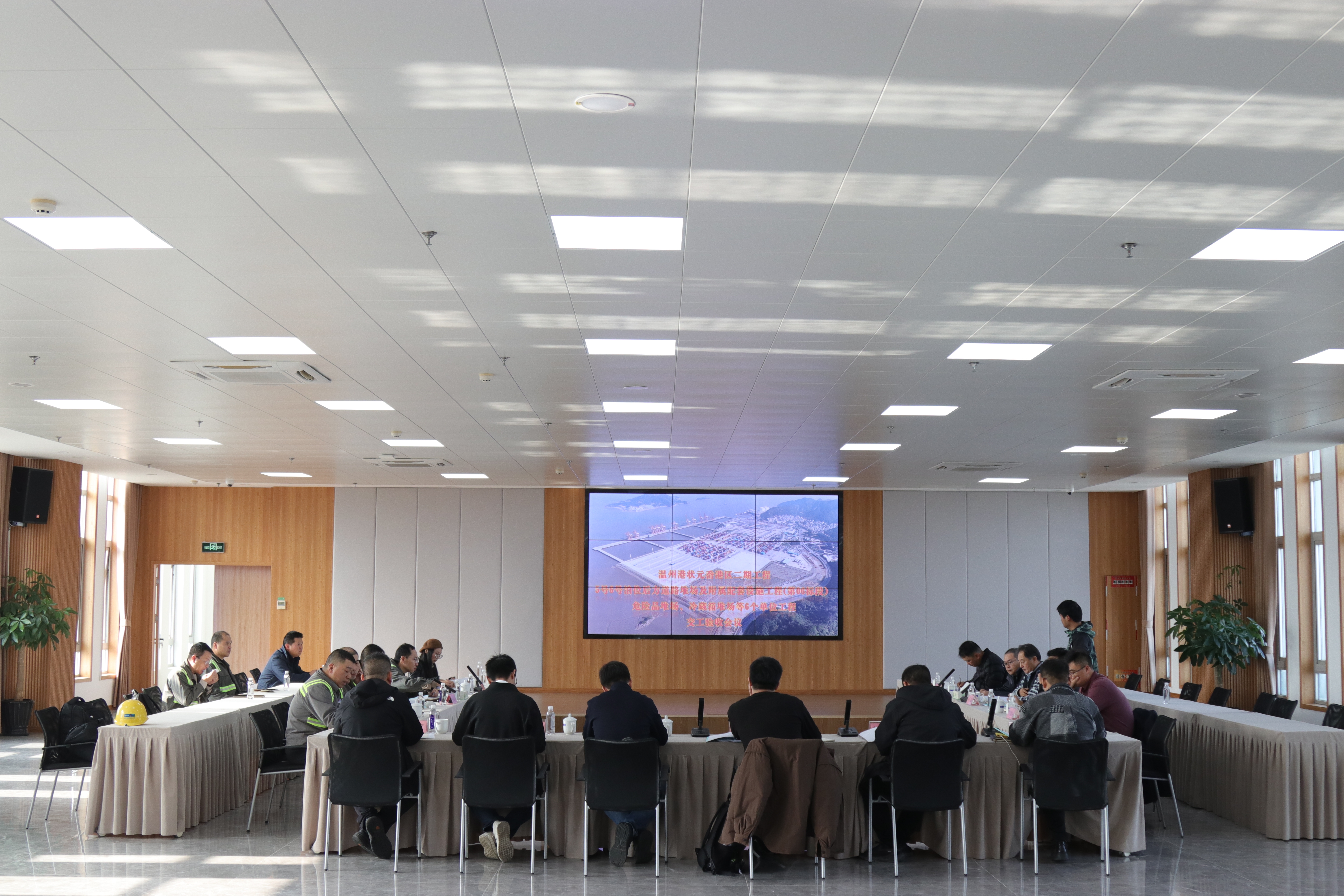 温州港状元岙港区二期工程6个单位工程顺利通过交工验收