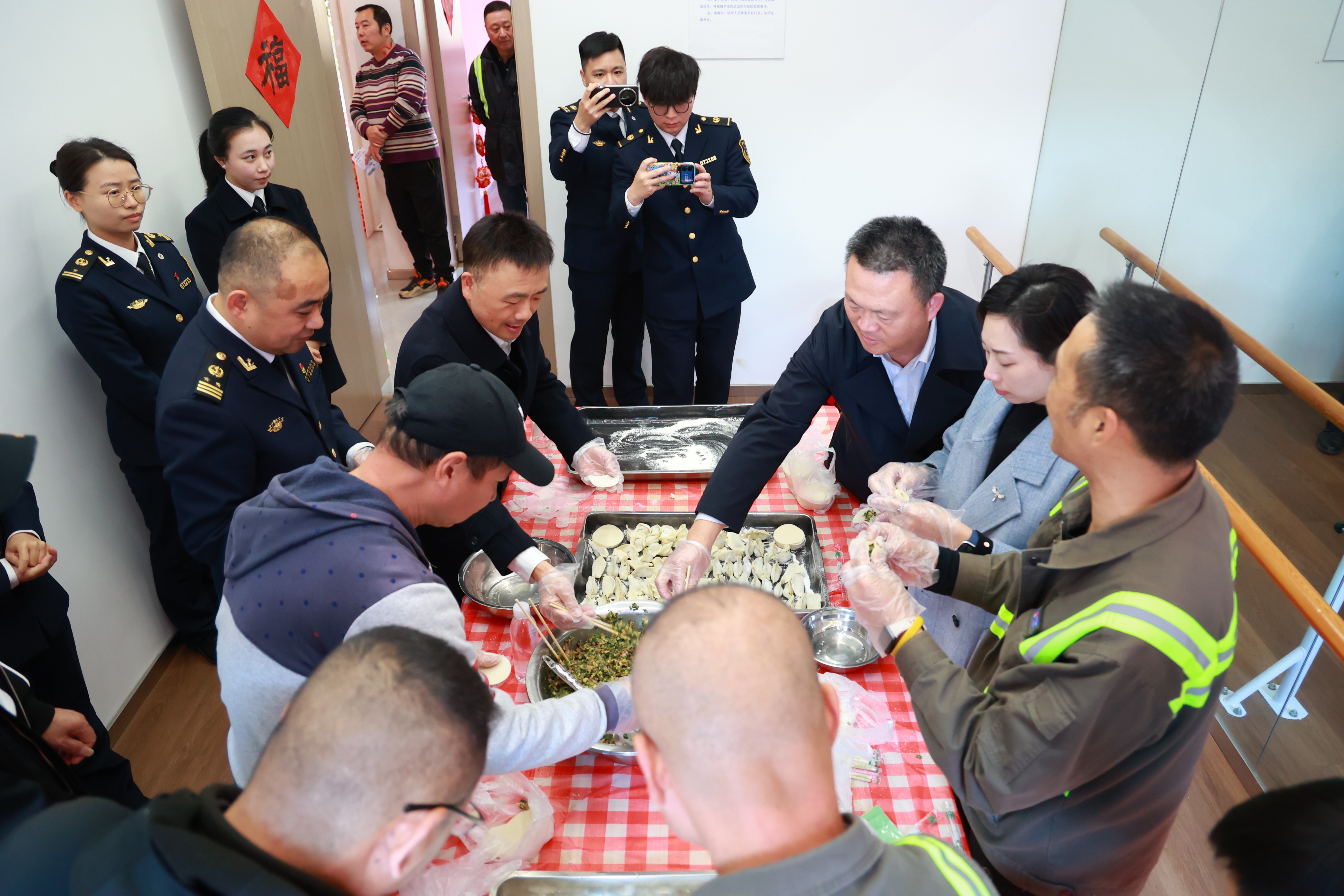 情暖船员，护航新春